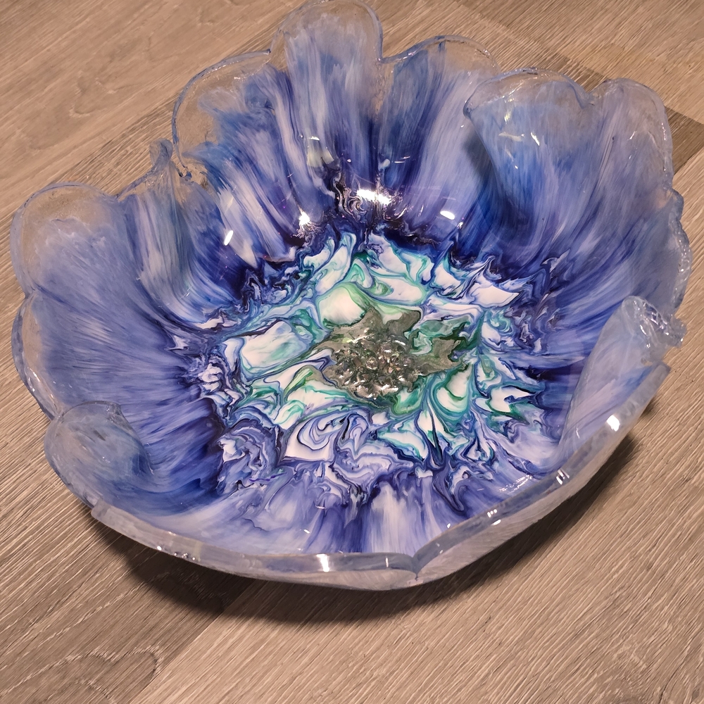 Blue and White Artistic Resin Bowl